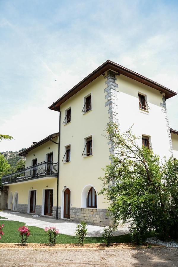 Villa Torbole Torbole Sul Garda Εξωτερικό φωτογραφία